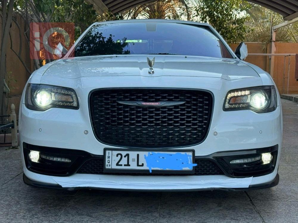 كرايسلر 300